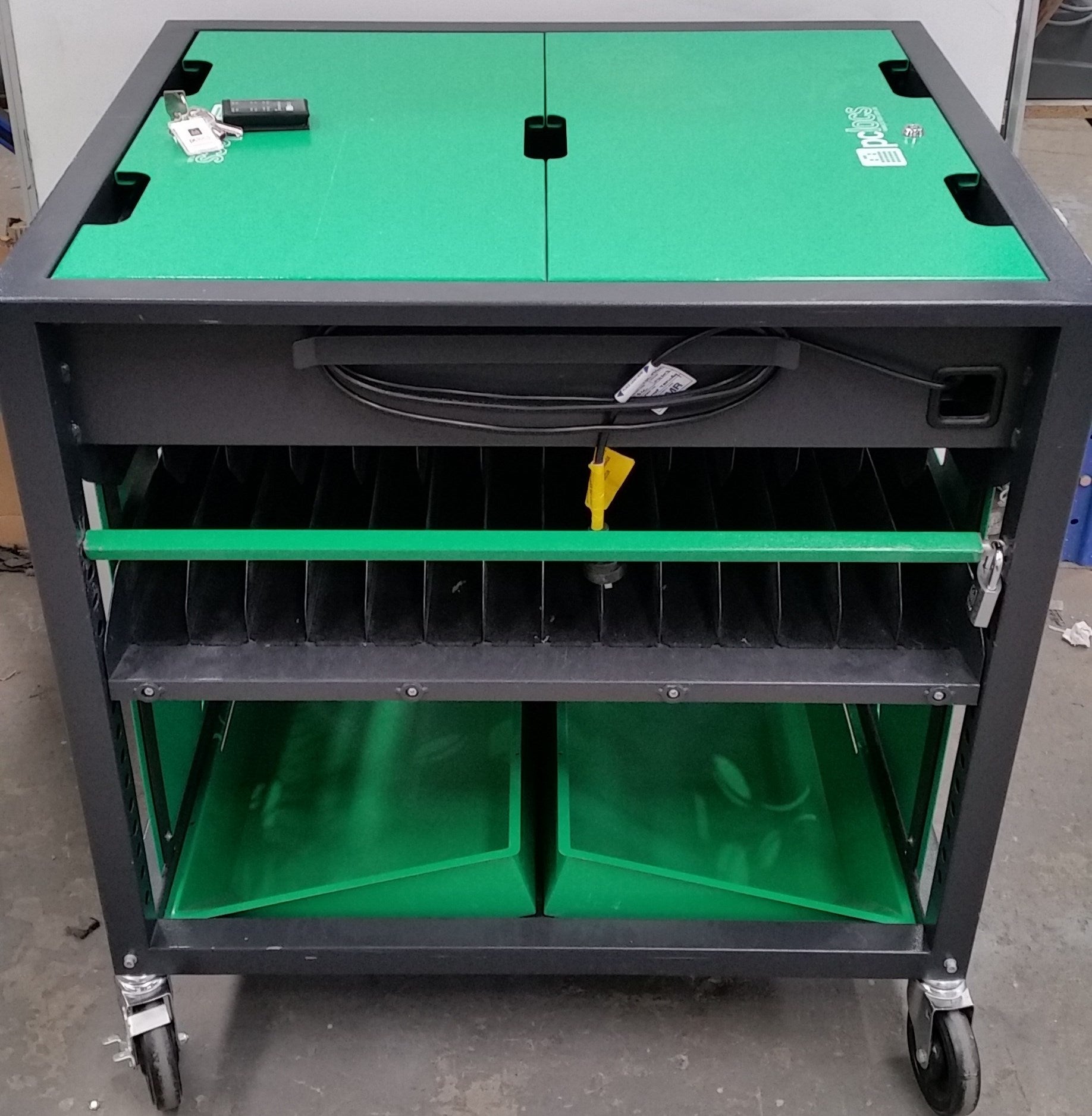 PC Locs Revolution ECO – 28-Bay Mobile Laptop Charging Trolley – Refurbished Good Condition Peripheral PC Locs